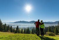 Aussicht von der Elleghöhe auf Grüntensee und Alpenpanorama 